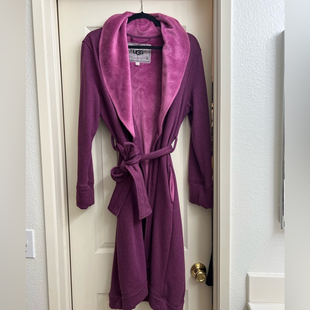Ugg Robe